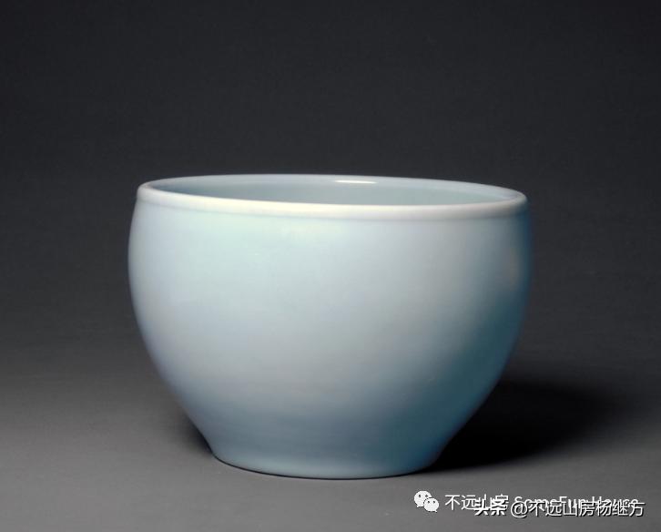 雍正乳白釉瓷器 (雍正年代青釉瓷器)