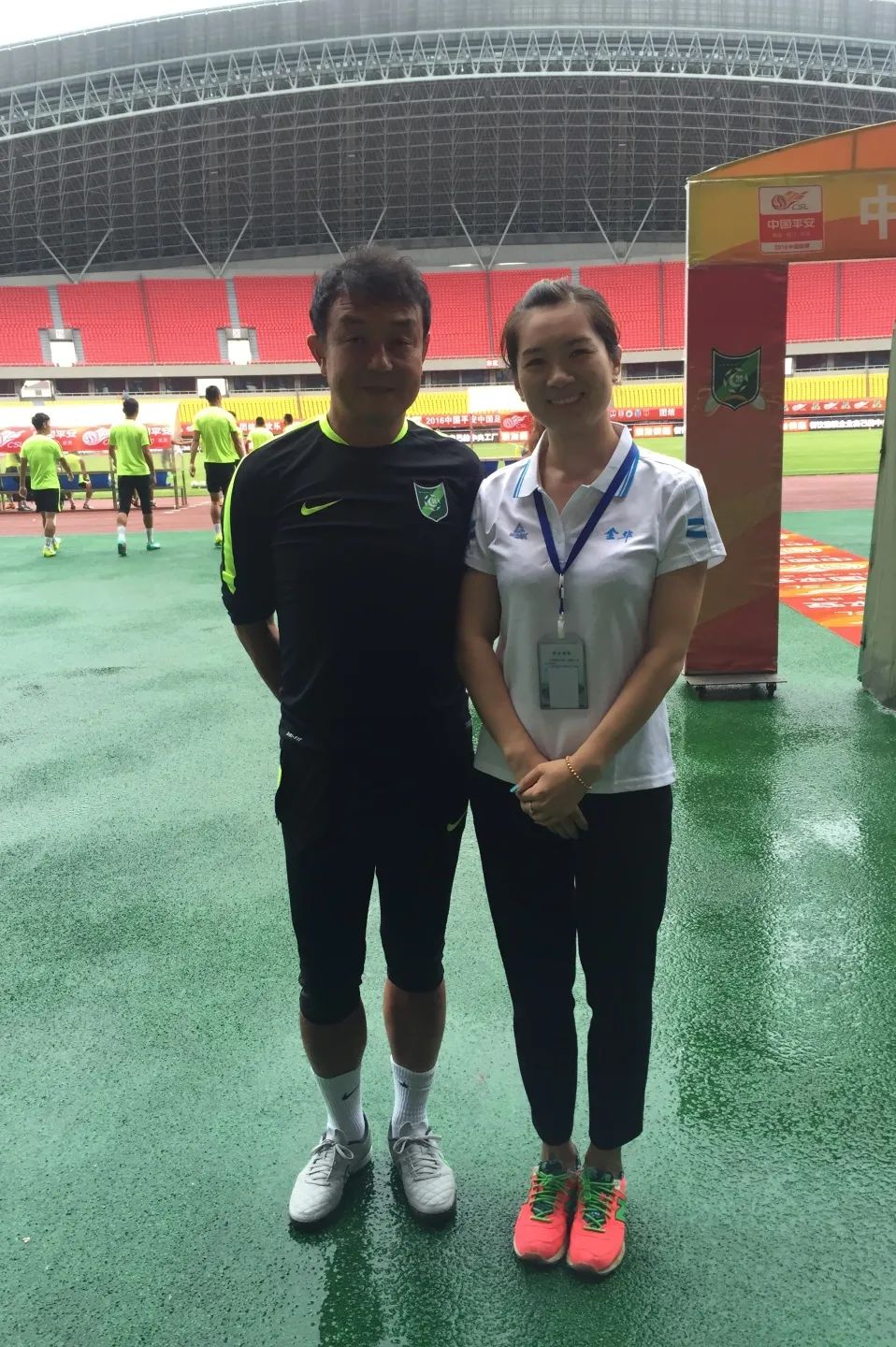 星光不负追梦人下一句,星光不负追梦人全文