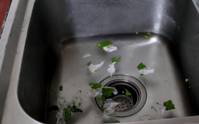 下水道堵塞自己怎么通,下水道堵了管道复杂怎么通