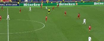 被本泽马逼抢失误的门将系列,欧冠门将失误本泽马