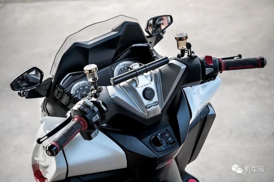 本田forza350深度评测,forza350本田落地多少钱