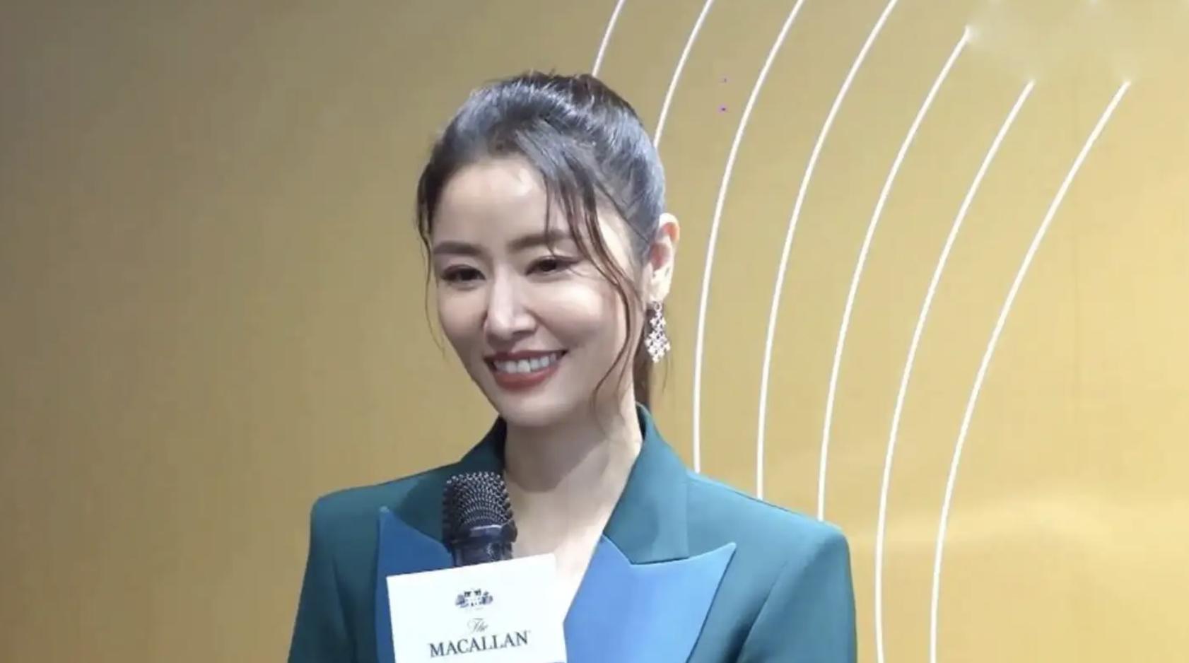 素颜是灾难，化妆是整容，这9位女明星的真实颜值，前后反差巨大