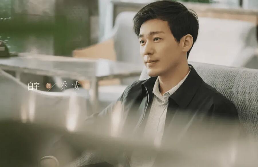 靳东和雷佳音近况,雷佳音和靳东谁的名气更大