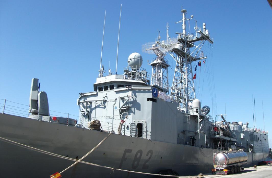 佩里海军护卫舰,美国海军佩里级导弹护卫舰