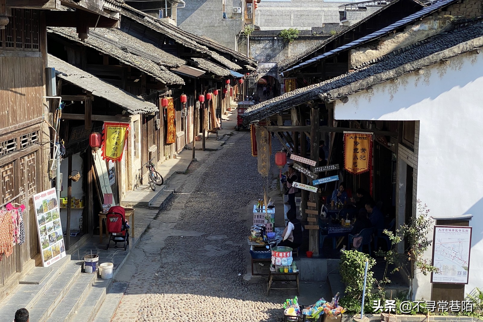 这里有许多历史悠久的古镇,从历史中走来的古镇