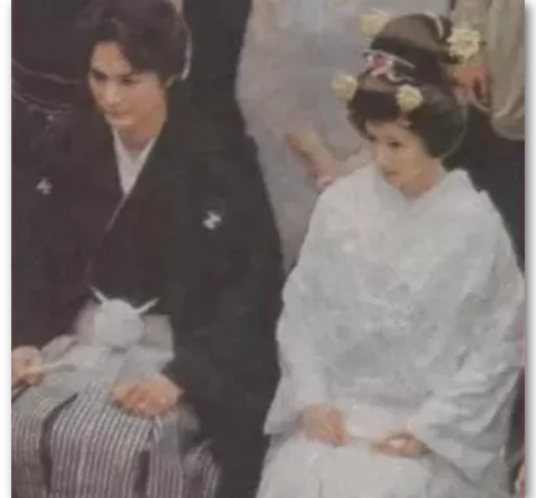 他是日本“国宝级”*男美**，为爱情得罪上层势力，遭封杀后毅然退圈