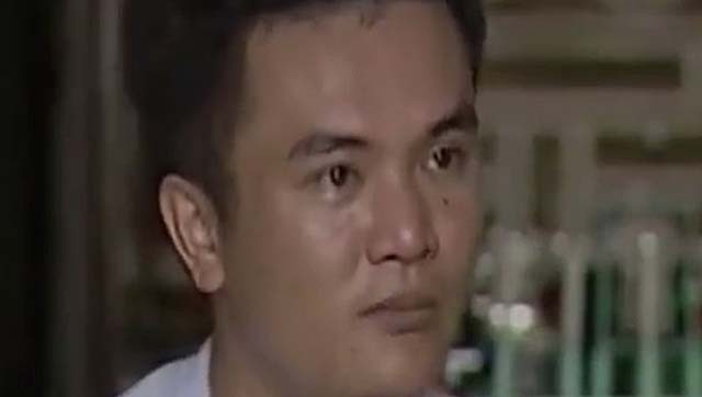 96年海南巨蟒为报恩甘愿当保姆,巨蟒为报恩守护十几年