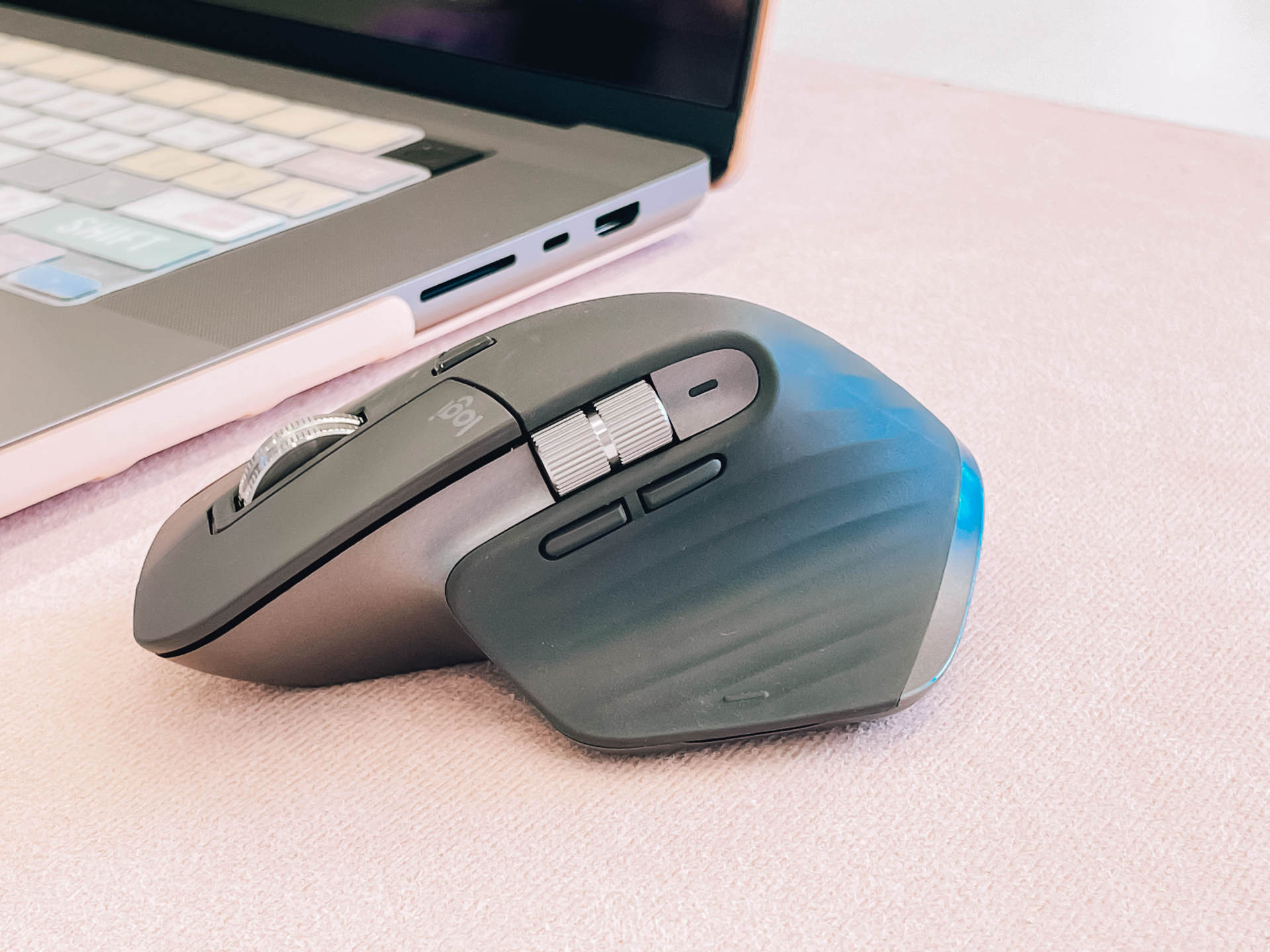 macbook推荐配件,入手macbook后有什么好玩的