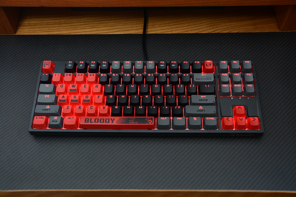 花一把的钱体验三把的手感，血手幽灵T87LT变速光轴机械键盘开箱