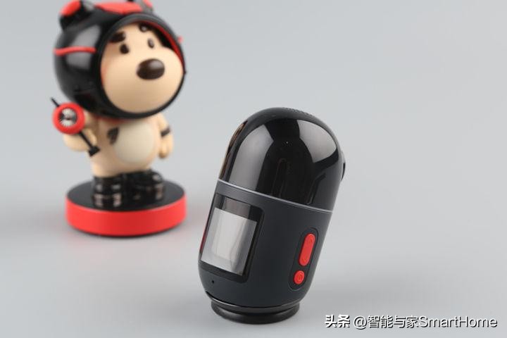 70迈云台记录仪x200充电版,70迈智能行车记录仪x200