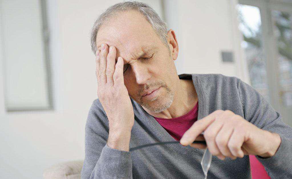 提醒：无端端有3种表现，十有八九是脑梗“求救”信号，尽早检查