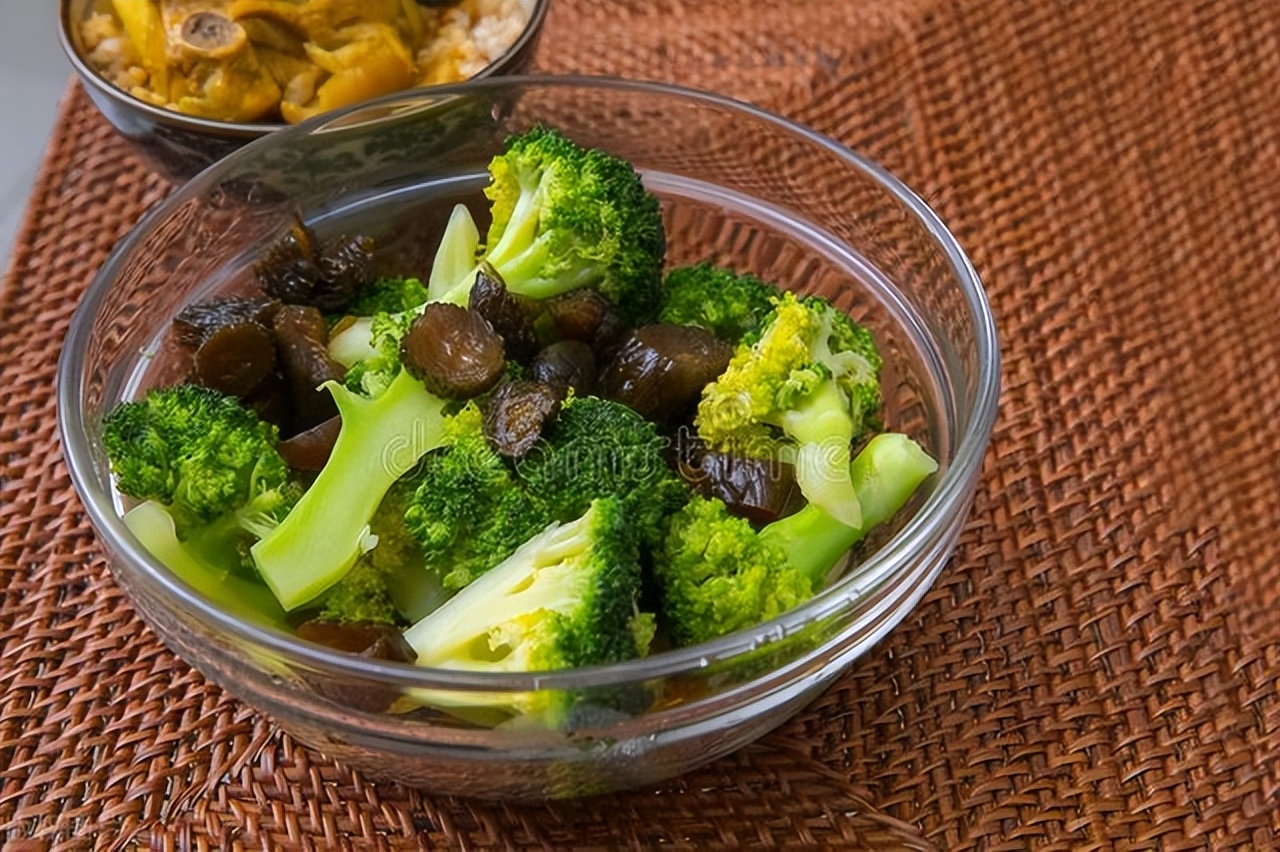 秋冬干燥上火吃什么降火,夏天上火吃什么降火效果最好