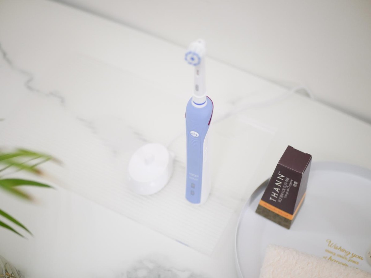 usmile电动牙刷和飞利浦电动牙刷,华为电动牙刷和飞利浦电动牙刷