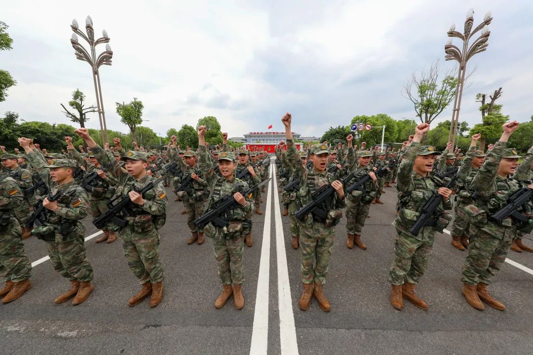 军营帅气视频,军营精彩瞬间照片