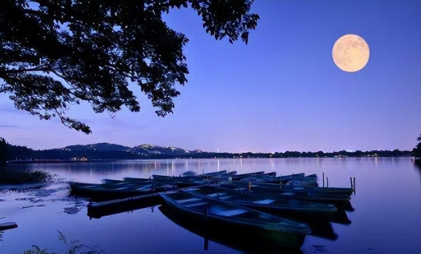 李白秋月无边全文阅读,李白最经典的15首诗