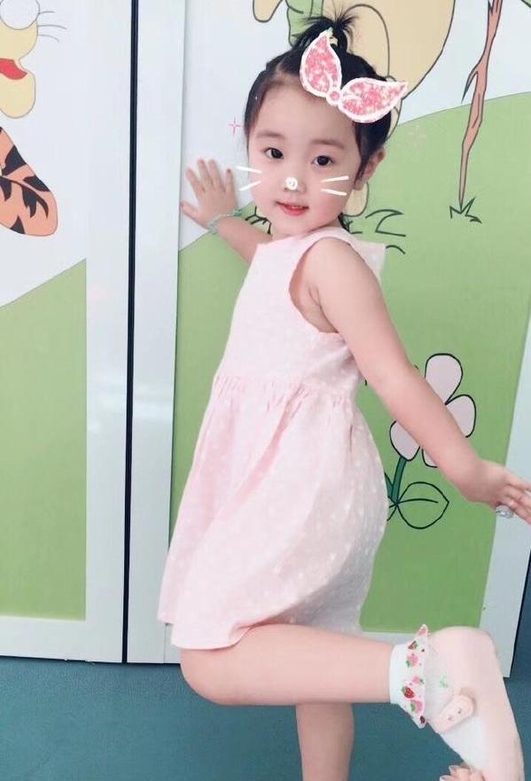 中国4岁小胖现状,以前的小胖为什么长大后认不出来