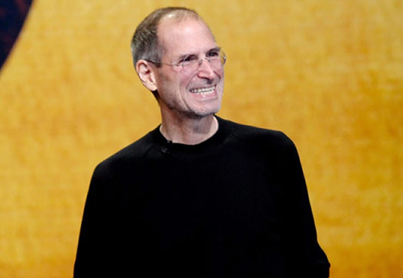 乔布斯得癌症一开始选择素食治疗,乔布斯的抗癌经历