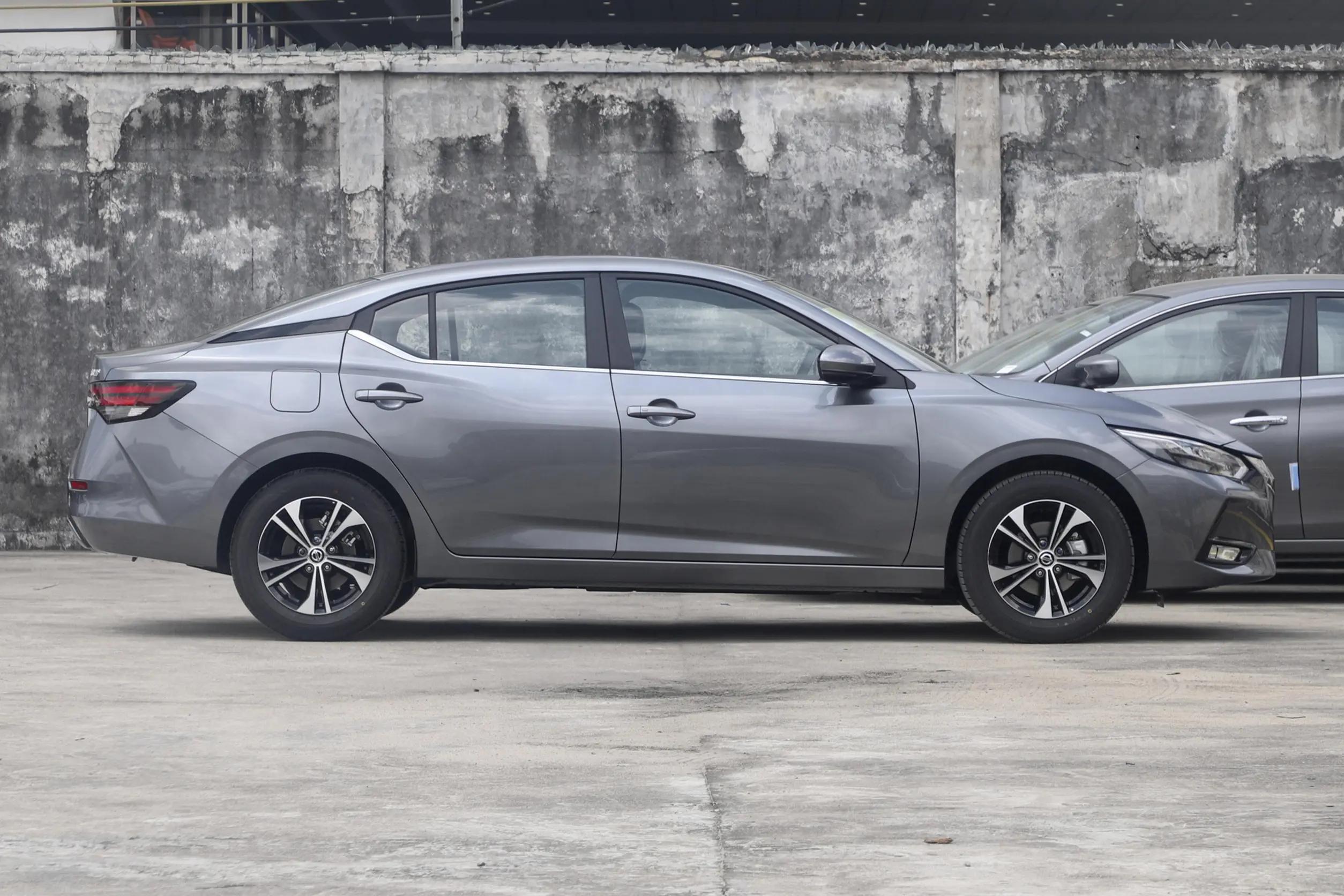 宽敞省油还运动10-15万家轿大推荐,30万左右燃油车油耗低合资suv推荐