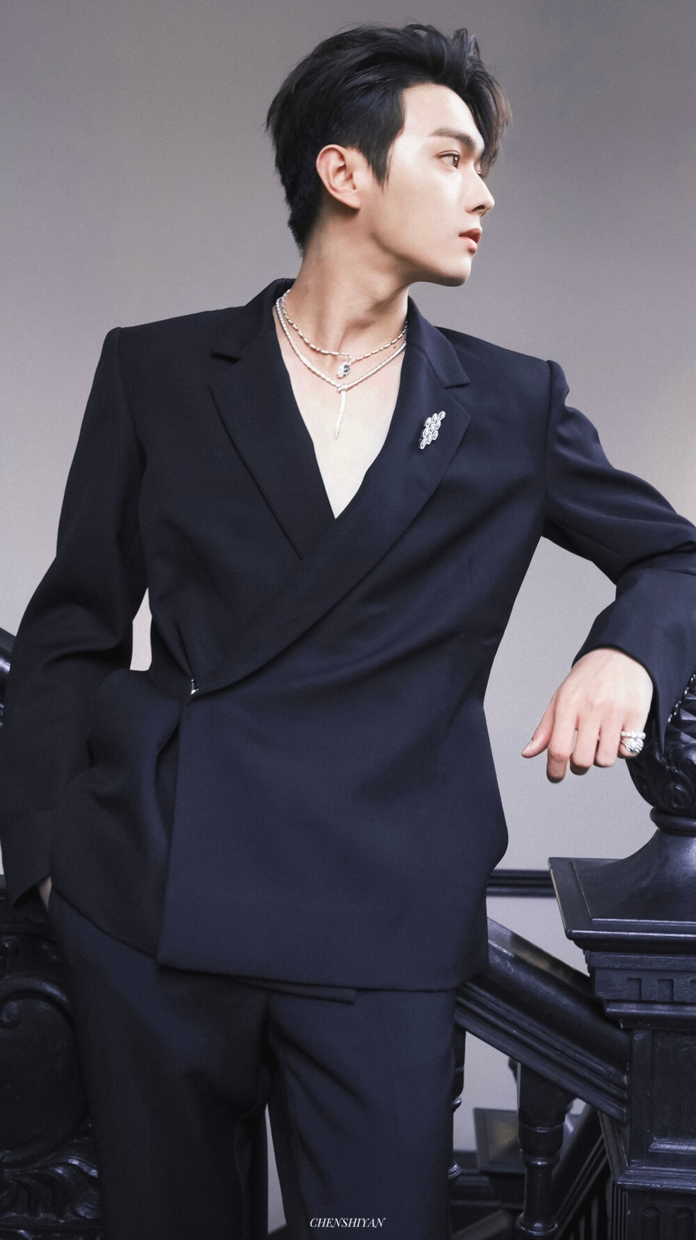 娱乐圈痞帅的四位男星叫什么名字,娱乐圈10位长相帅气的男星