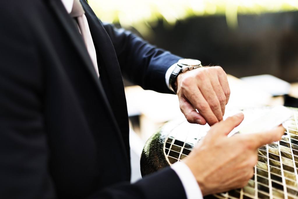 没有实用价值的东西一定没有价值,没有实用价值的东西