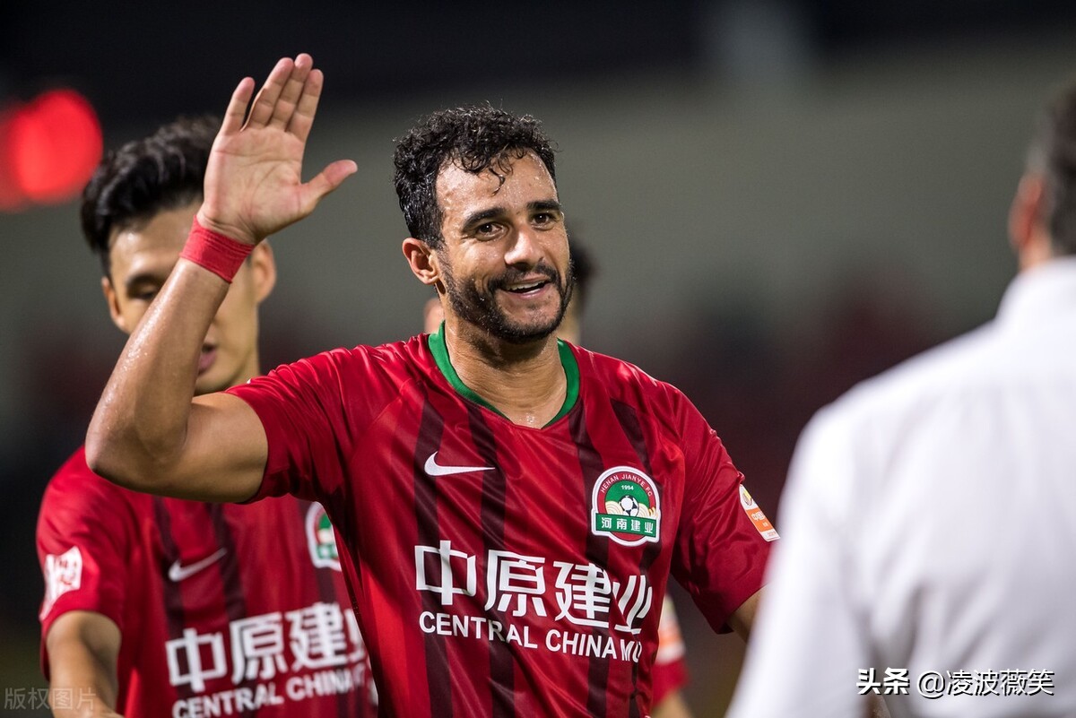 足协杯山东鲁能上海申花李金羽,李金羽郑智鲁能夺冠集锦