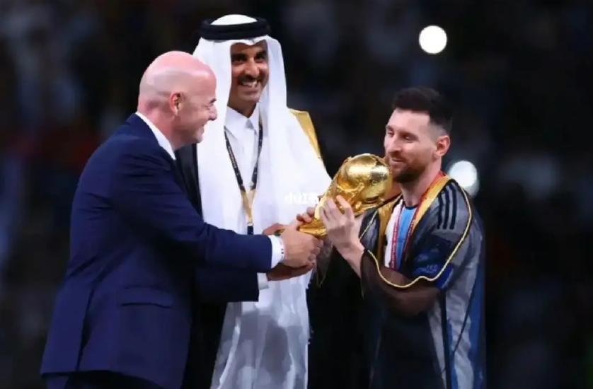 2018年世界杯捧起大力神杯,2022世界杯大力神杯最终归属