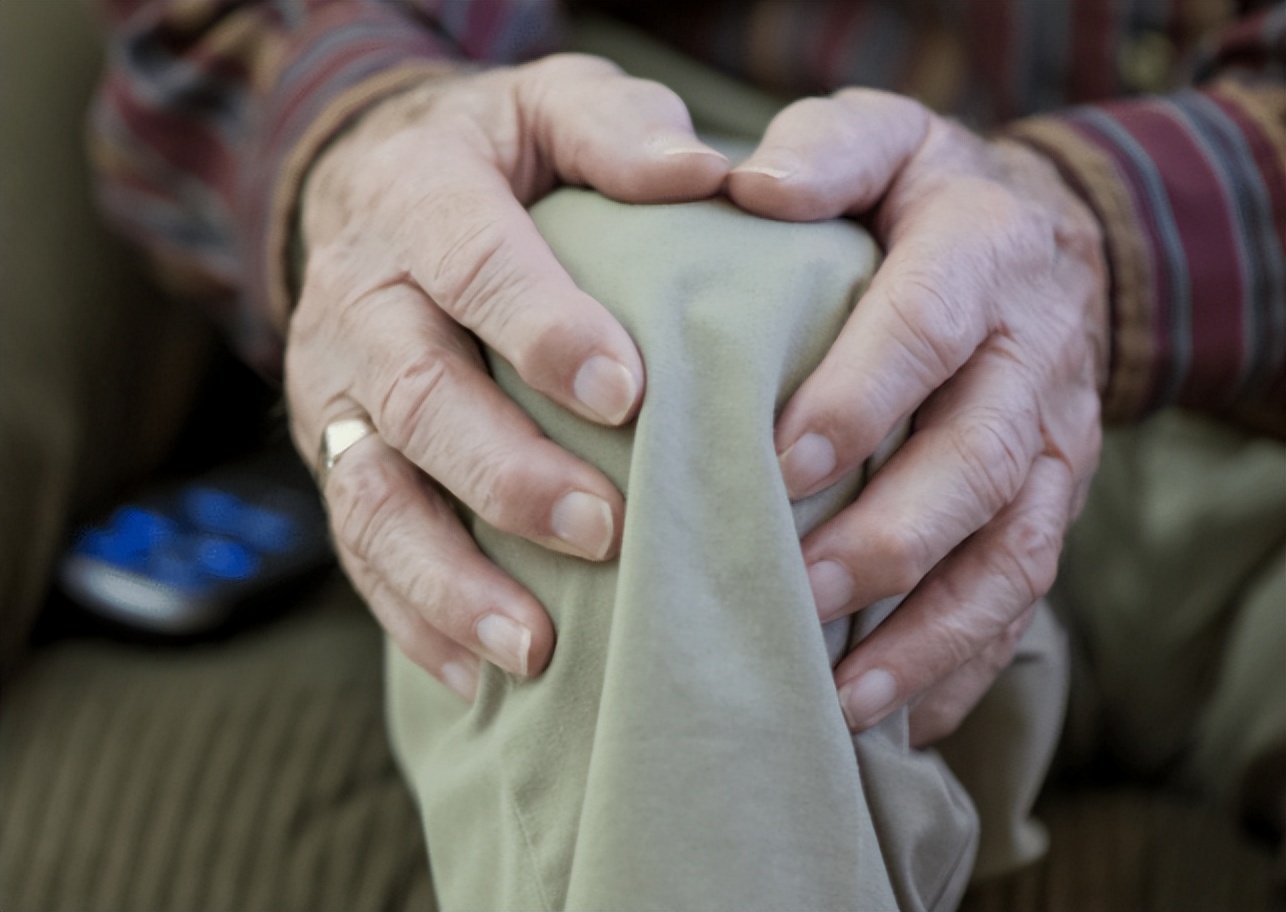 70以上为什么身体会觉得明显衰老,70岁女人器官衰老情况