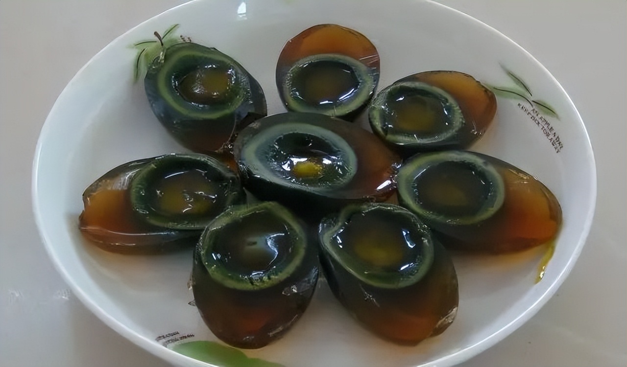 松花蛋内幕,松花蛋的名称怎么来的