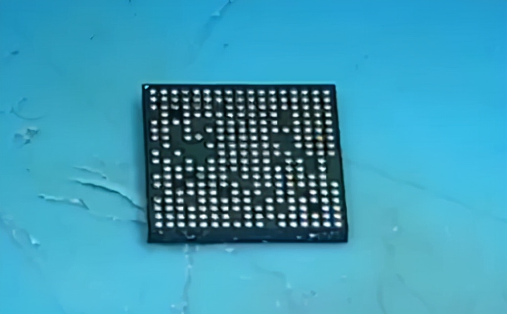 nova5i反复重启,nova5i反复重启不开机