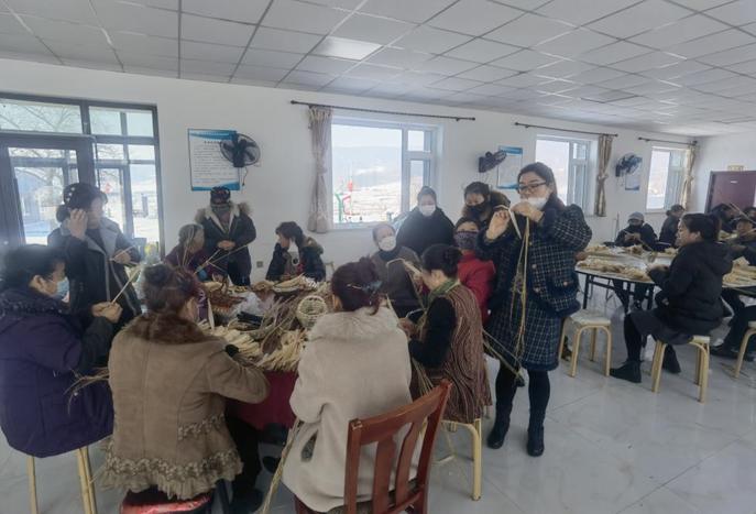 围绕业务抓党建农商银行,农商行党建引领金融服务