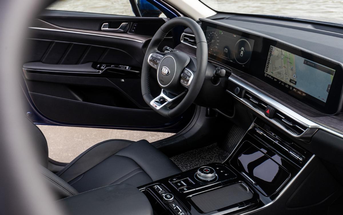 全新起亚k5操控好不好,起亚k5新款安全性