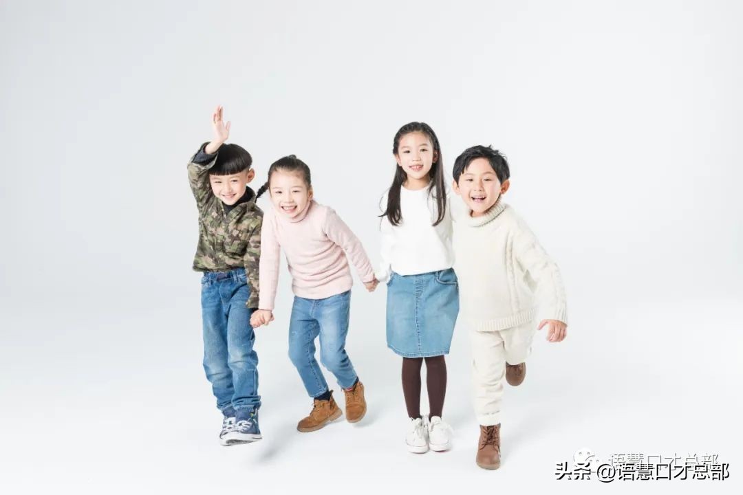 怎么培养孩子自信和口才,如何锻炼孩子的口才与自信比较好