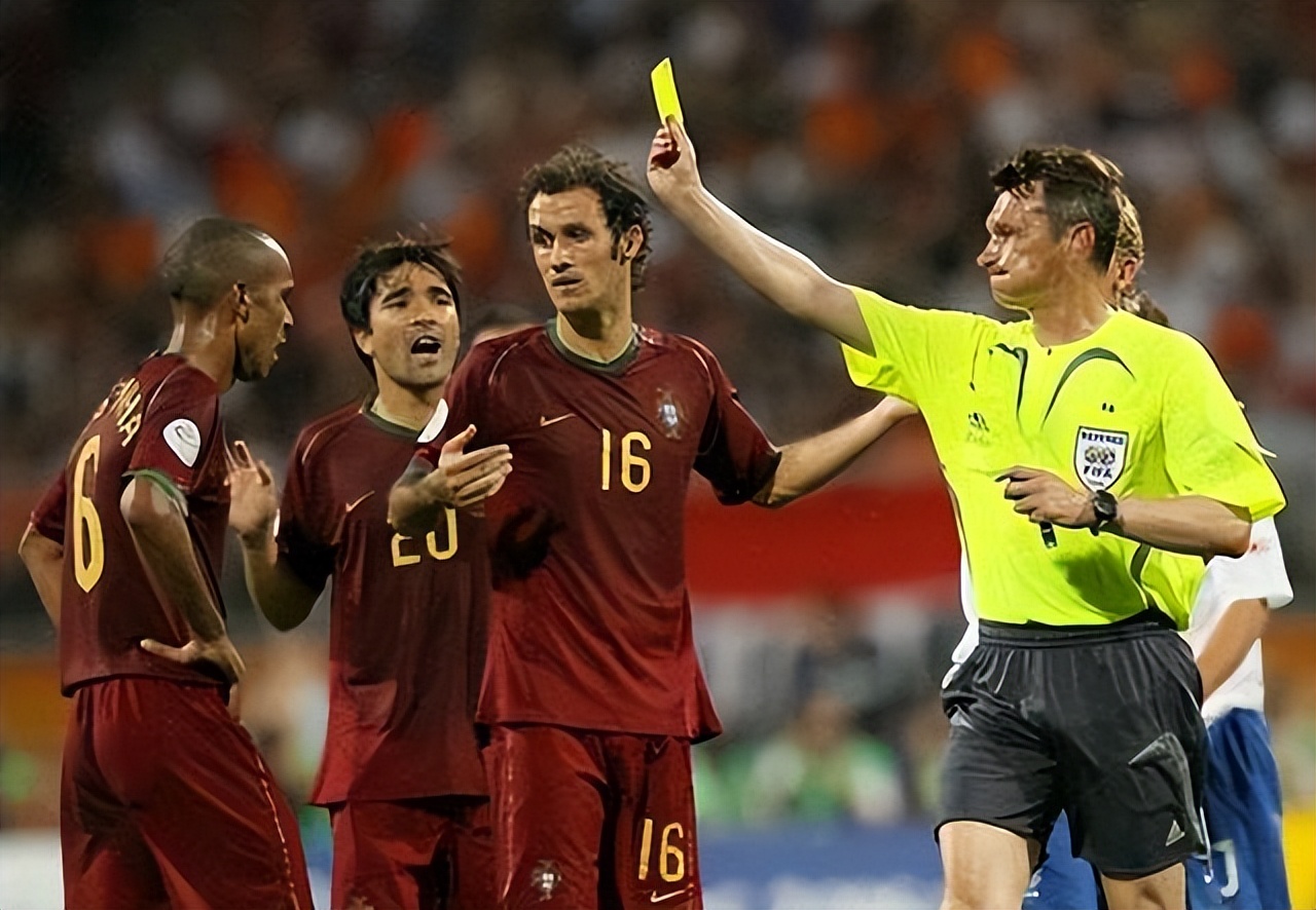 最肮脏的世界杯,世界杯最凶残的4张红牌