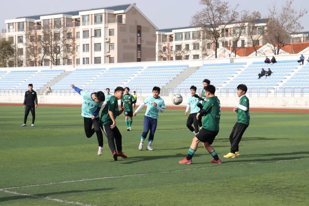 辽财足球场,辽财操场