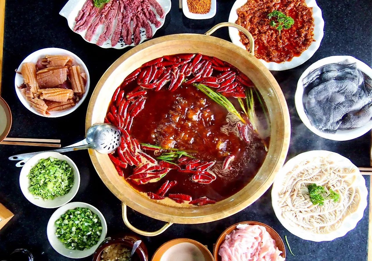 海拉尔羊蝎子羊排火锅,海拉尔一锅香牛排火锅