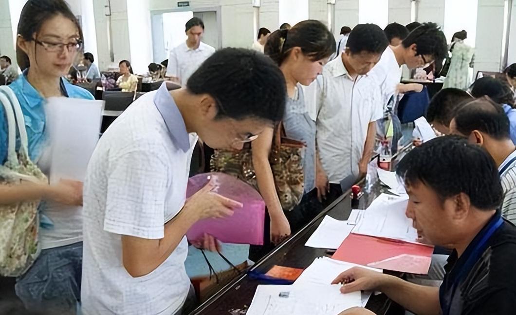 十大本科高薪专业热榜,文科本科就业率最高的十大专业