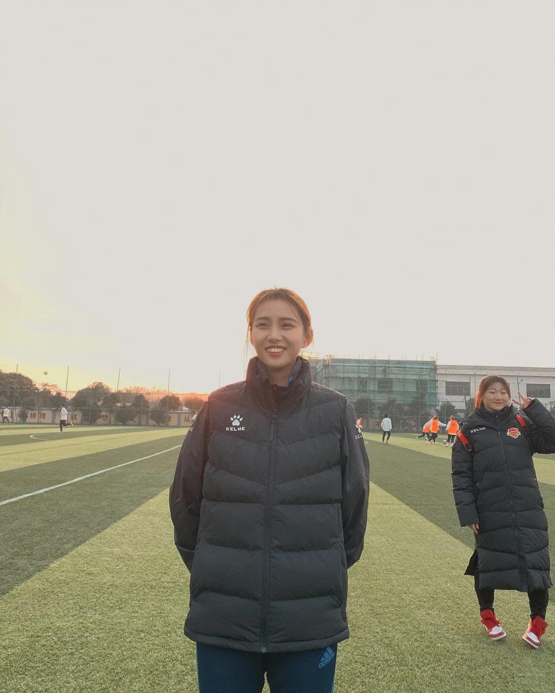 中国矿业大学足球女网红,中国矿业大学足球女孩