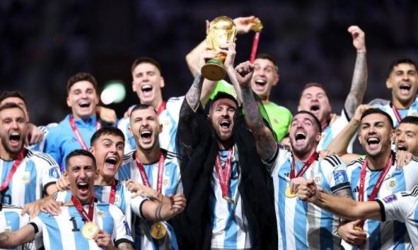 梅西前三，C罗遭无视！济科评历史最佳：没世界杯冠军，不配讨论