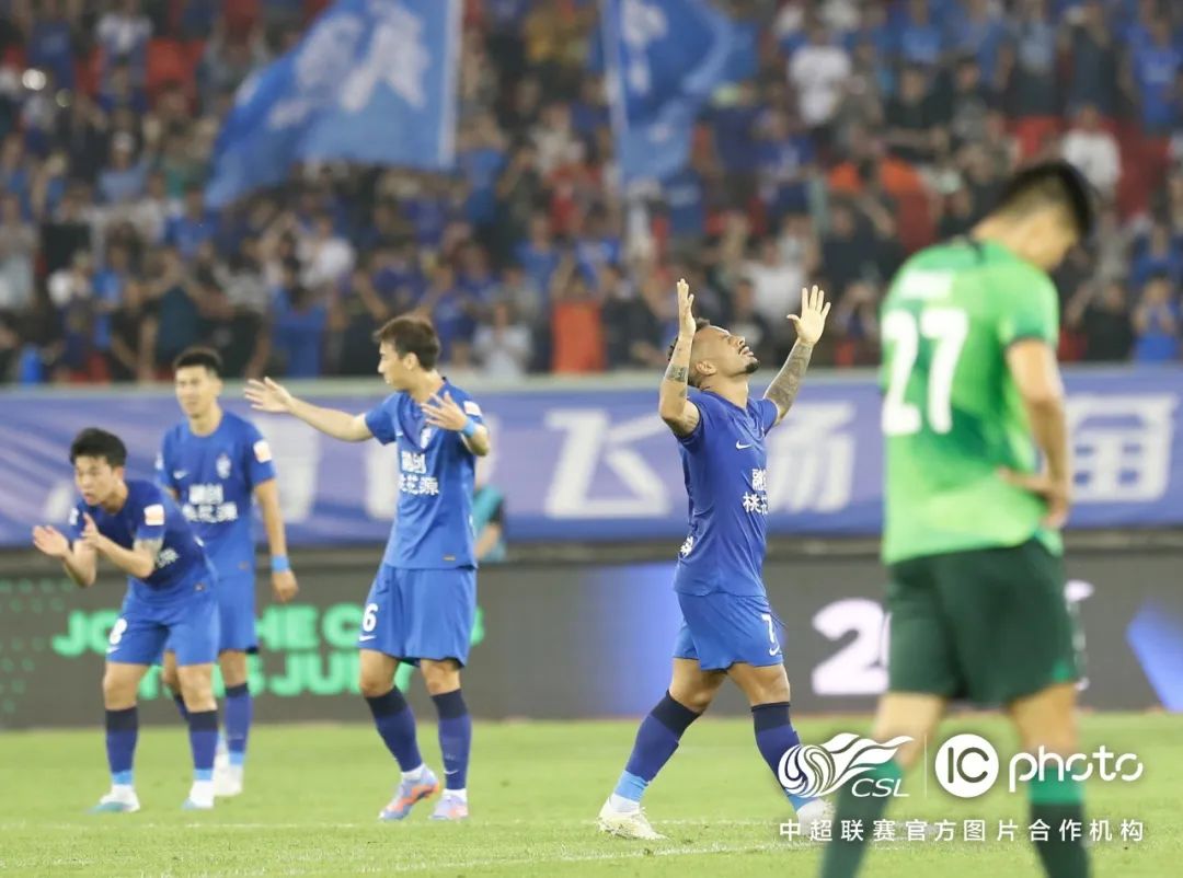 武汉三镇主场绝平国安,海陆空支援武汉神兵天降