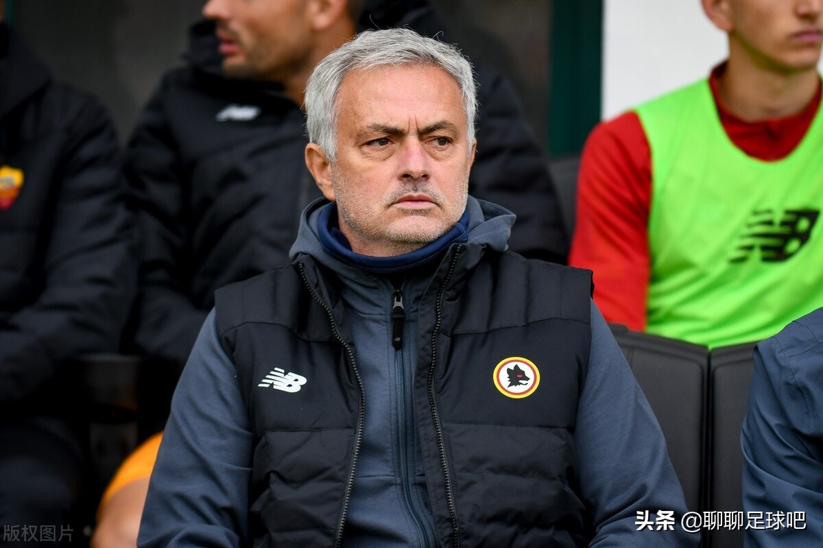 穆里尼奥亲自打电话给球员,穆里尼奥打电话召唤球员