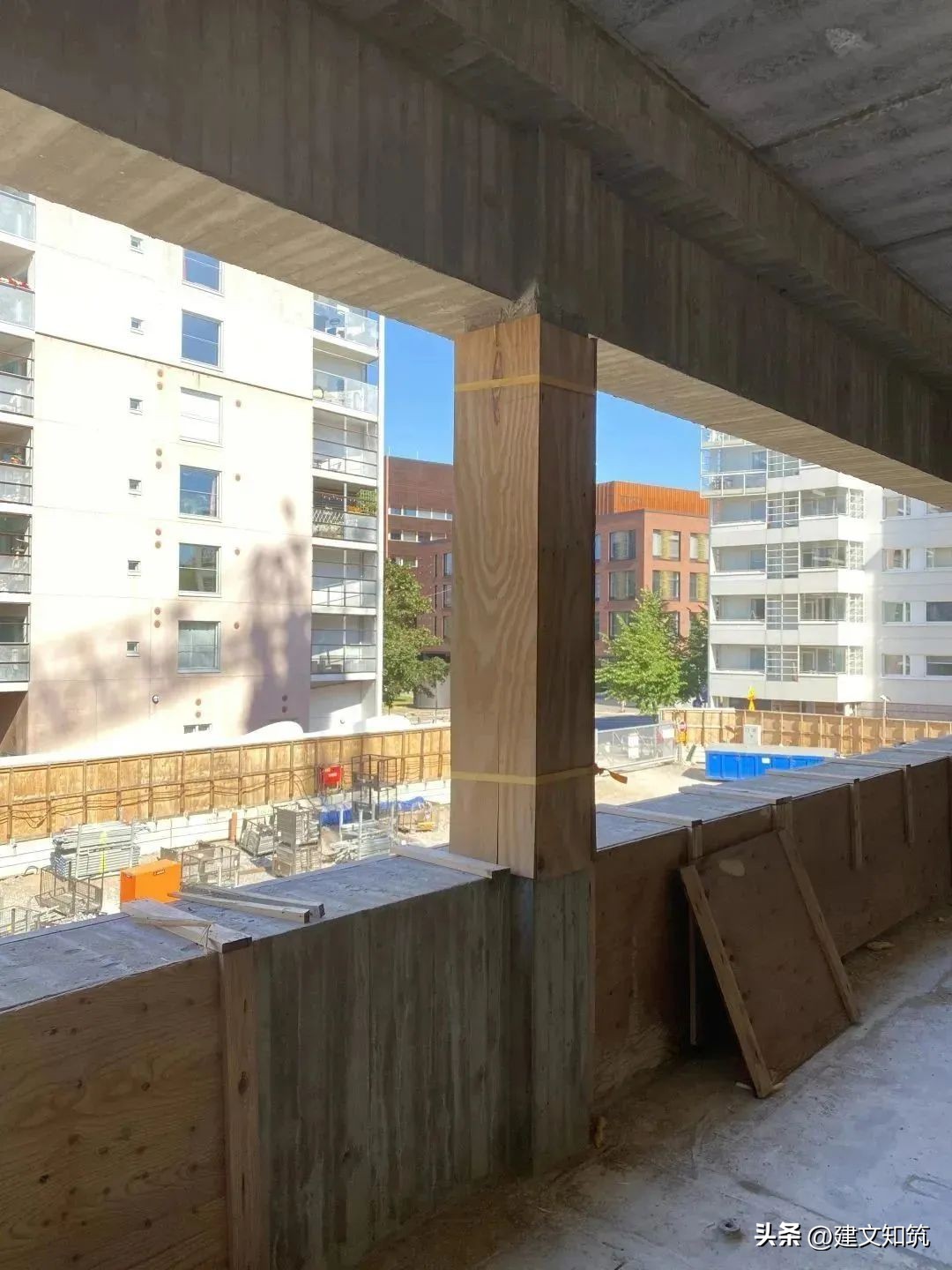 鑺叞璧皵杈涘熀鑸炶箞,鑺叞璧皵杈涘熀鏂囧寲寤虹瓚