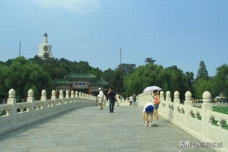 北京北海公园旅游攻略自由行,雨天游北京北海公园攻略