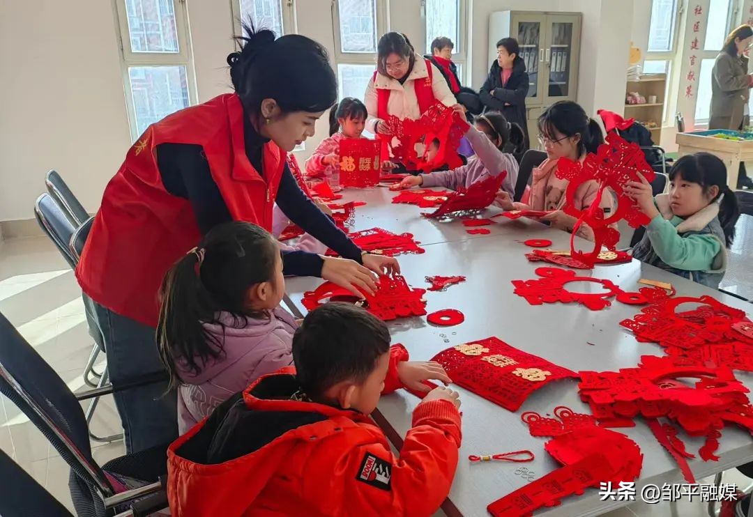 庆元宵赏花灯花灯制作,巧做花灯闹元宵怎么做