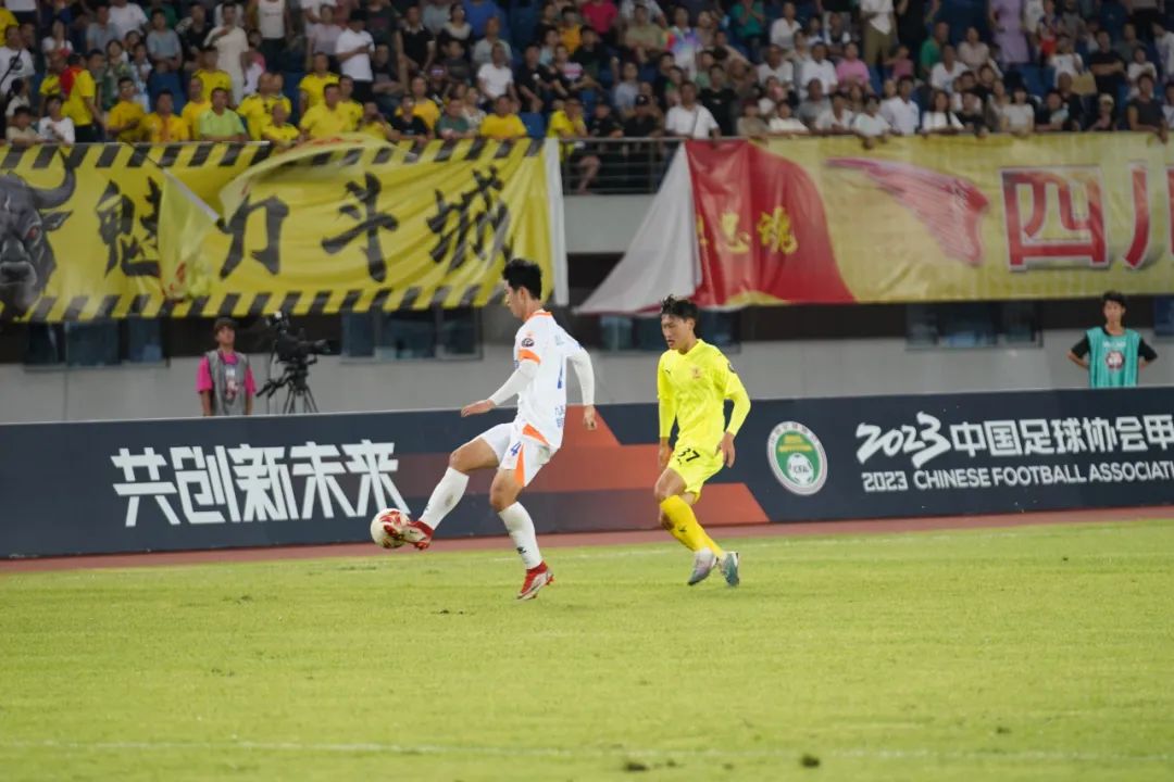 中甲冲超之战青岛九牛,中甲战报广州队