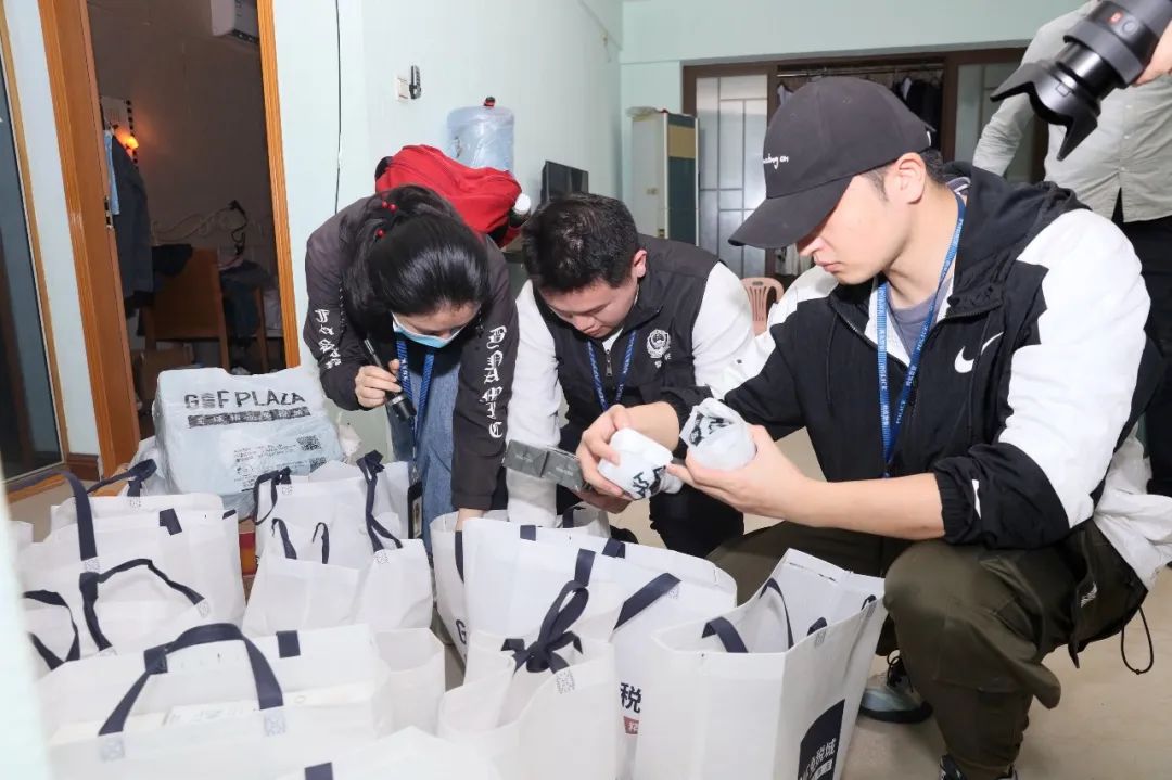 海南免税品走私专项行动,案值4300余万海南警方抓获42人