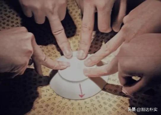 笔仙是不是都存在,笔仙是否存在科学