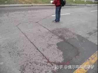 天冷了尿频量少,天冷了尿量多是怎么回事