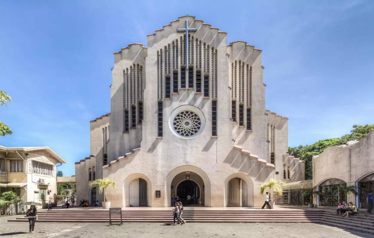 中国在校大学生创业弊大于利,在校学生创业利大于弊