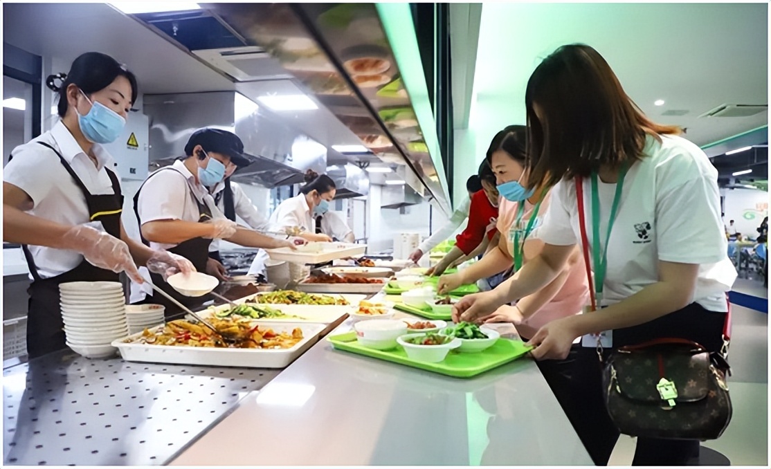 阜阳十中哪些老师厉害,阜阳哪个学校老师有实力