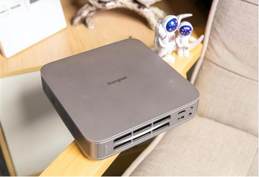 2023年投影仪什么牌子最好最清晰,家用投影仪2023品牌排行榜